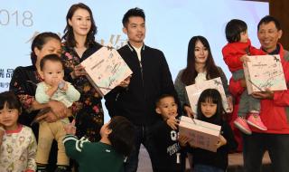 世界冠军教你打羽毛球